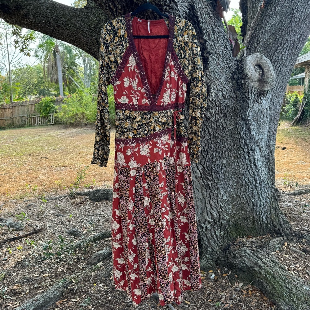 Free People Tilda Rusty Red and cream maxi wrap dress with lace trim.Deep-v. L - Picture 4 of 12